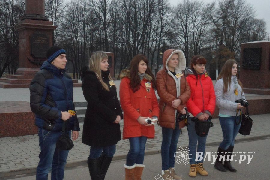В Великих Луках прошел первый этап молодежного фотомарафона (фото)