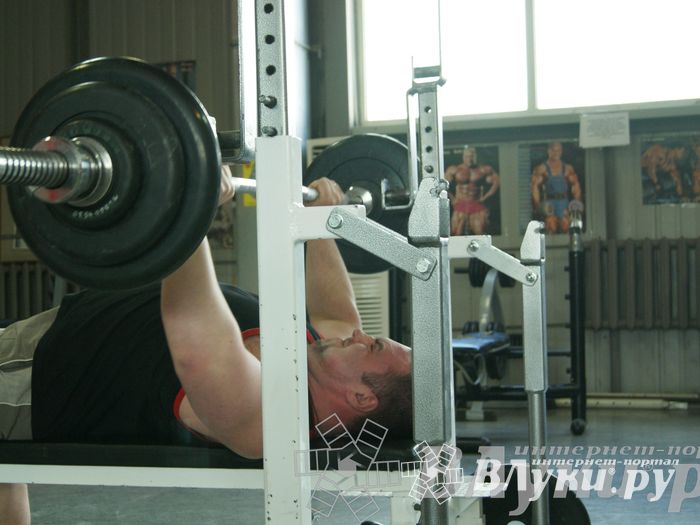Соревнования по Русскому жиму штанги