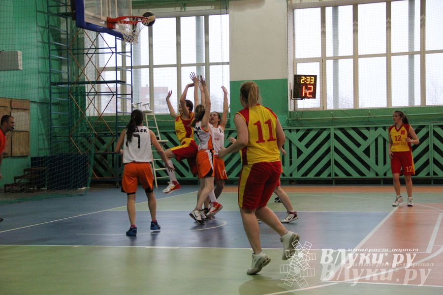 Команды ВЛГАФК стали лучшими на Чемпионате города по баскетболу (фото)