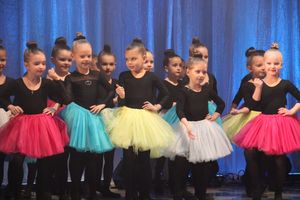 Юные артисты ГДК им. Ленина отметили «Мамин день» (ФОТО)