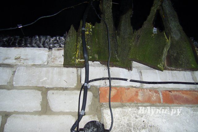 Короткое замыкание стало причиной пожара в надворной постройке (фото)