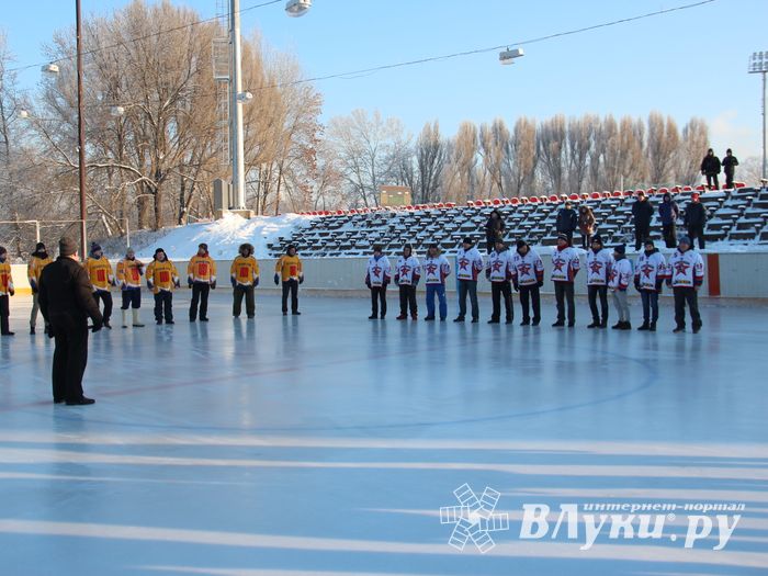 Великолукские хоккеисты разгромили гостей (фото)
