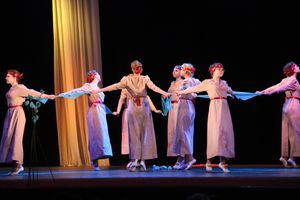 «Великолукская Веснянка» на сцене ДК ЛК