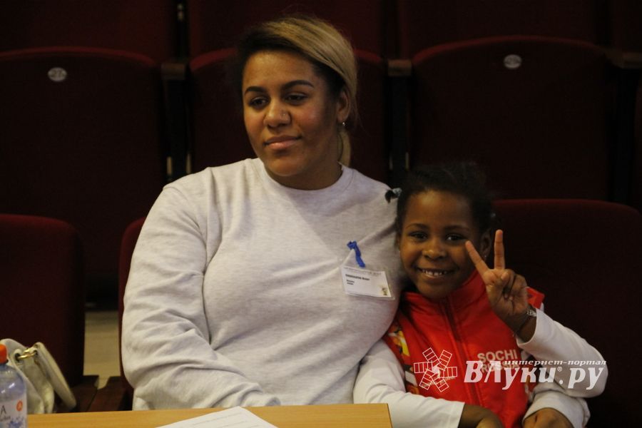 В Великих Луках проходит фестиваль «Многоголосье»(ФОТО)