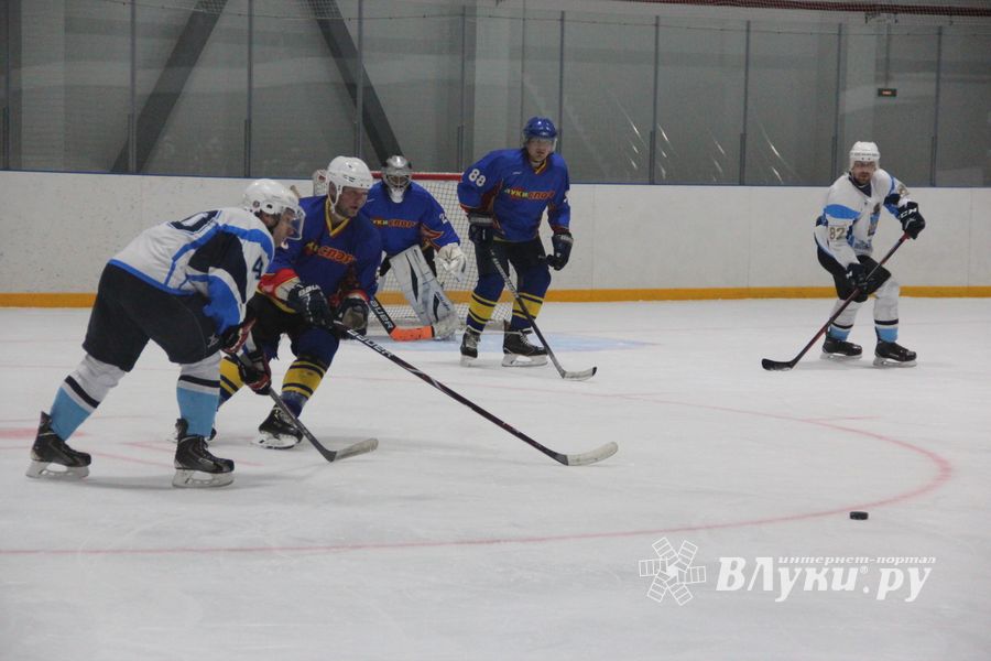 ХК «ЛукиСпорт» уступил «Барсам» (ФОТО)