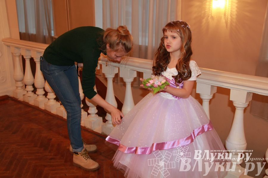 Фотосессия финалисток конкурса «Маленькая красавица Великие Луки 2014»