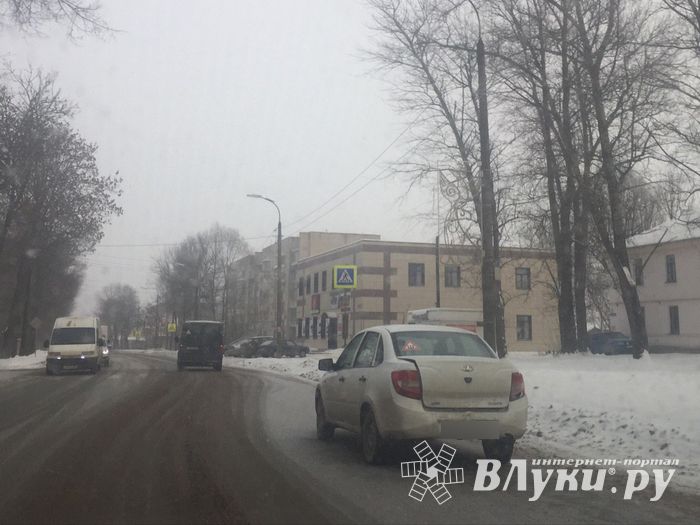 ФОТОФАКТ: ДТП на проспекте Гагарина