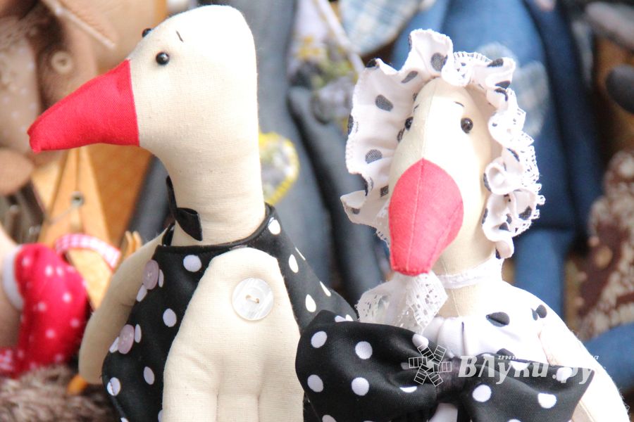 «Куклоград» и «Город мастеров» на праздновании Дня города Великие Луки (ФОТО)