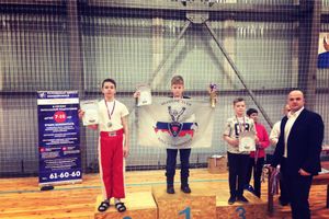 Великолучане привезли награды с Первенства Псковской области по кикбоксингу (ФОТО)