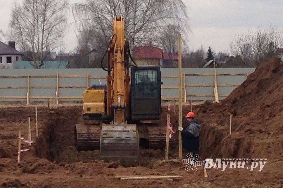 Андрей Турчак посетил строящийся спорткомплекс на Пескарёва (ФОТО)