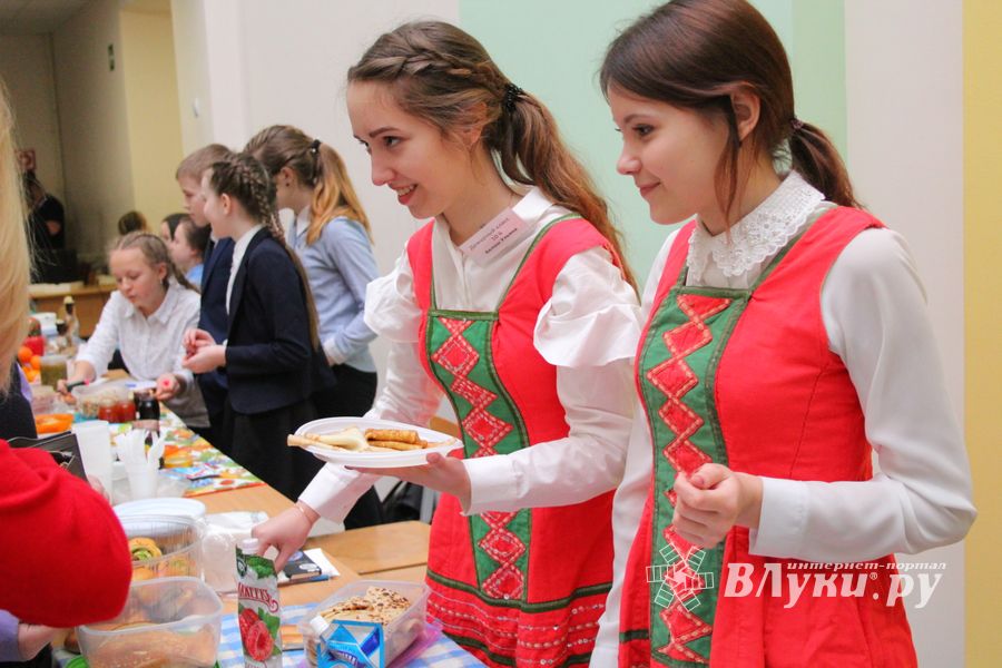 В школе №13 прошли масленичные гулянья (ФОТО)