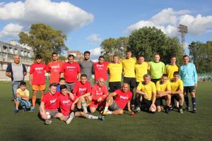 В Пскове состоялся товарищеский матч по футболу (фото)