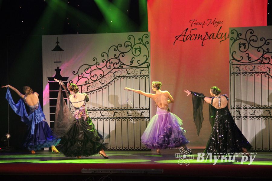 15 ноября театр моды "Абстракция" отметил 15-ти летний юбилей