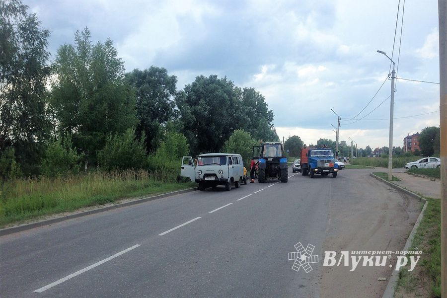 Дорожники приготовили ловушки для автомобилистов на ул. Гражданской (ФОТО)