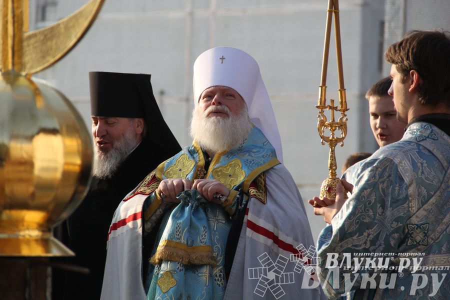 У храма святителя Тихона теперь есть освященные кресты