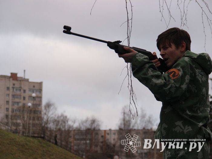 В Великих Луках проходит открытая военно-патриотическая игра «Юнармия-Великие Луки-2020» (ФОТО)