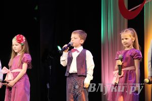 Городской праздничный вечер «Для любимых женщин»