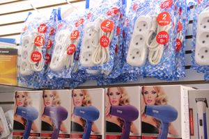 В Великих Луках открылся первый антикризисный магазин «FixZone» (ФОТО)