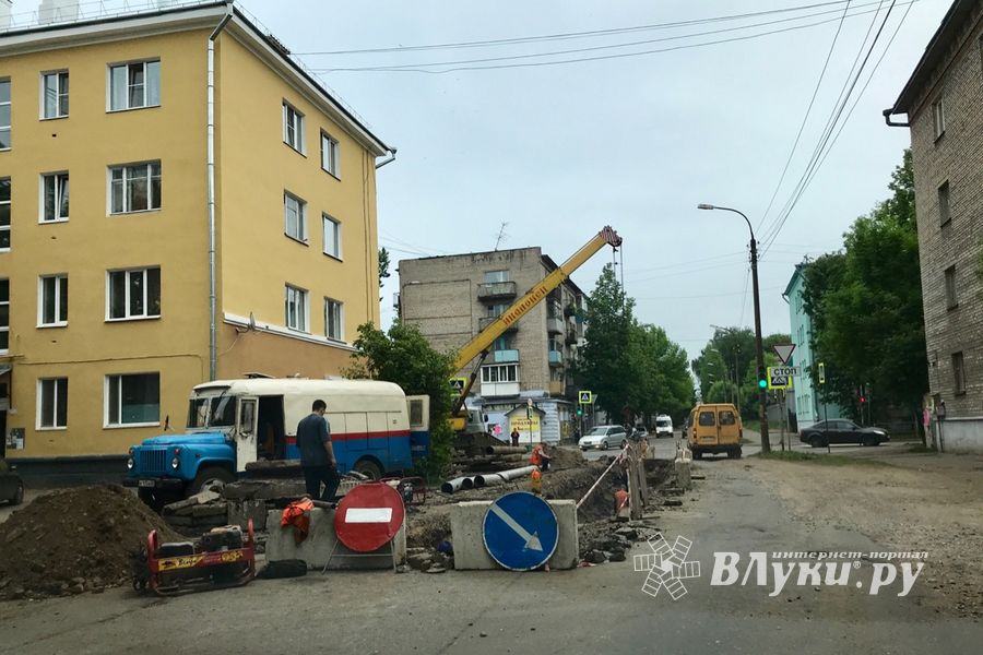 На ул. Первомайской – капитальный ремонт теплосетей (ФОТО)