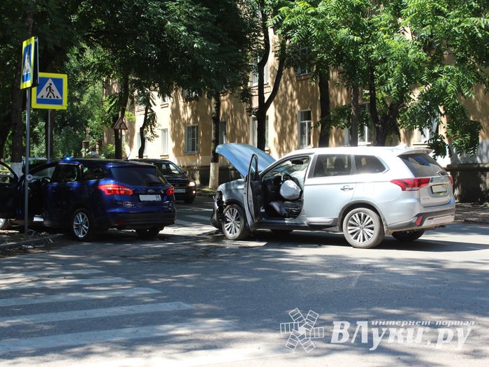 В Великих Луках в ДТП пострадала женщина (ФОТО)