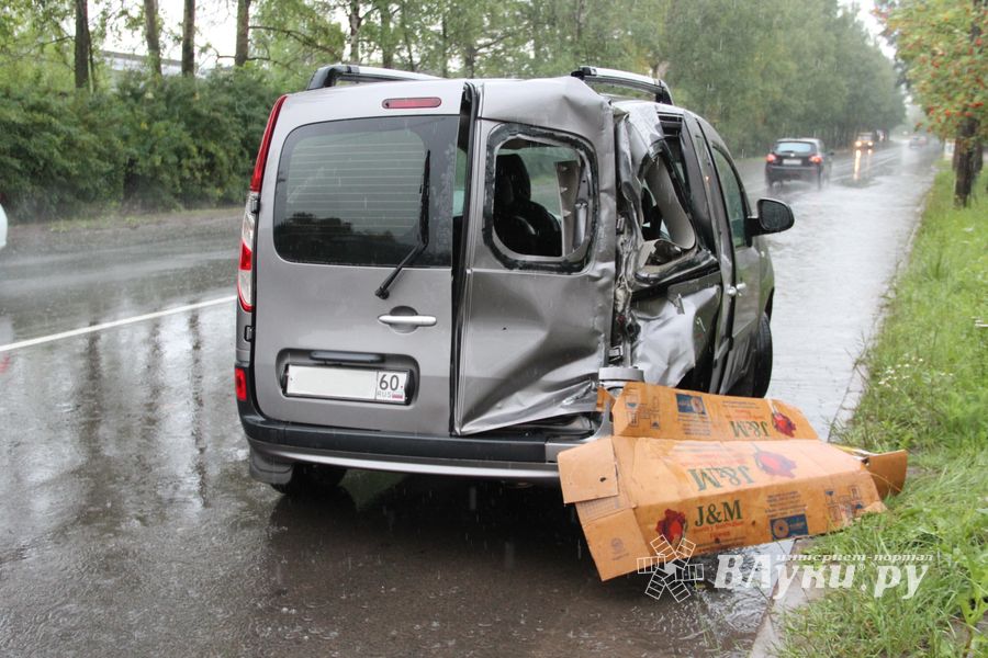 ДТП на пр. Октябрьском (ФОТО)