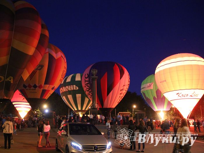 В Великих Луках отметили День России