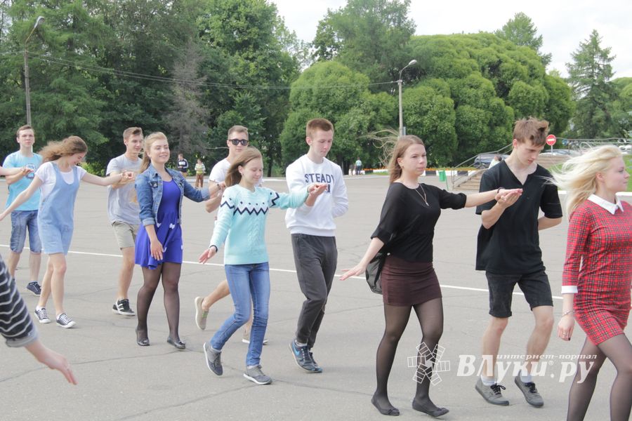 Репетиция вальса