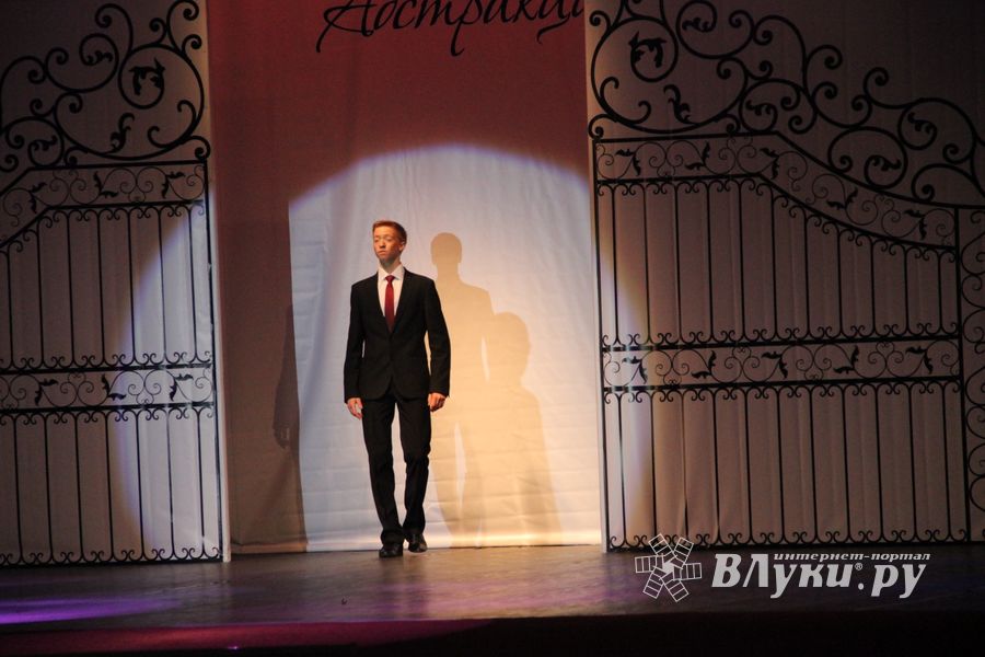 15 ноября театр моды "Абстракция" отметил 15-ти летний юбилей