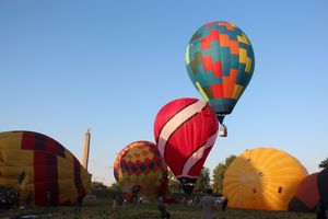Сегодня вечером аэростаты плыли над городом (ФОТО)