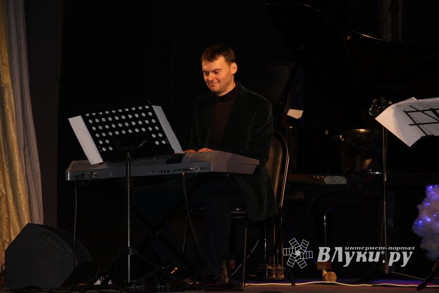 В Великих Луках состоялся концерт «Рождественский джаз» (фото)