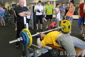 Народный жим в «С-Фитнес»
