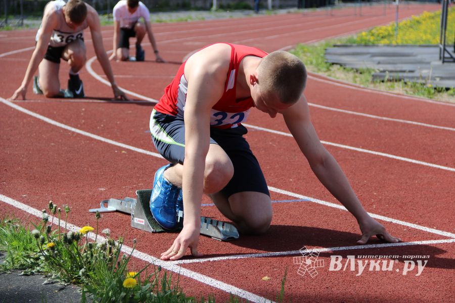Великие Луки принимают чемпионат области по легкой атлетике (ФОТО)