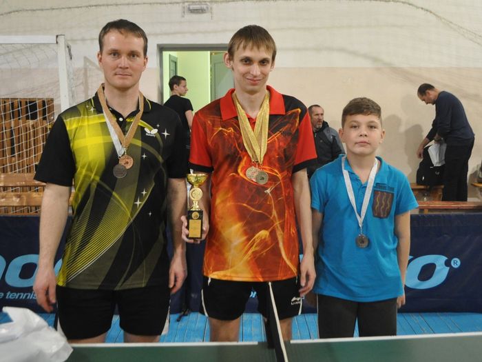 Великолучане привезли награды с турнира по натольному теннису (ФОТО)