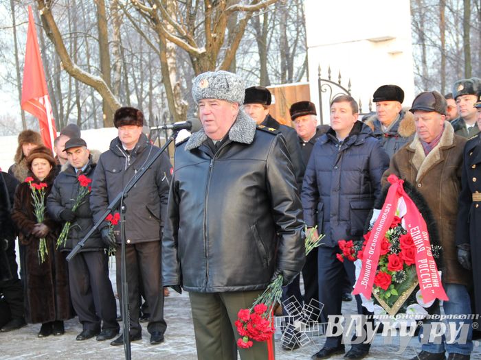 Торжественные мероприятия, посвященные 71-й годовщине освобождения Великих Лук от немецко-фашистских захватчиков (фото)