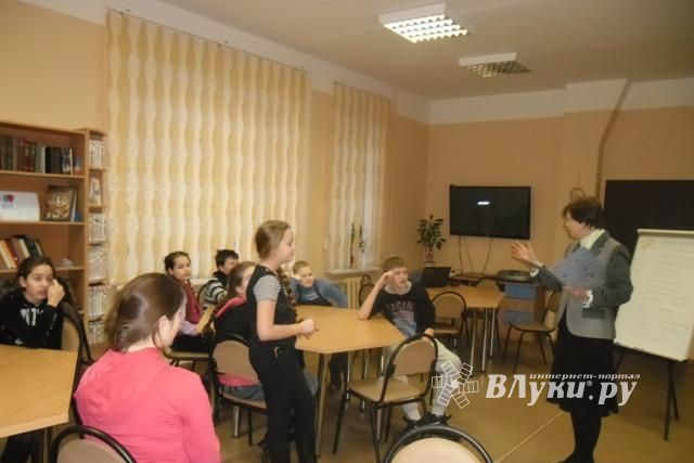 В городской детской библиотеке им. А.Гайдара прошла познавательная программа «Удивительные истории о русском языке» (фото)