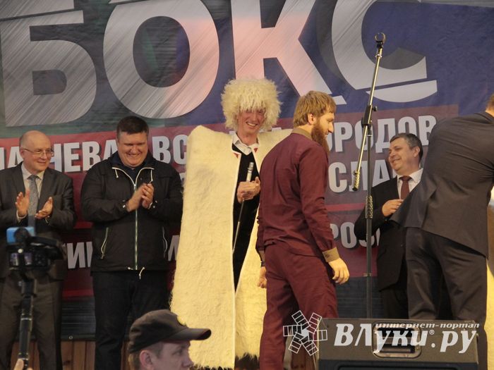 Матчевая встреча по боксу Великие Луки —Псков — Грозный (ФОТО)