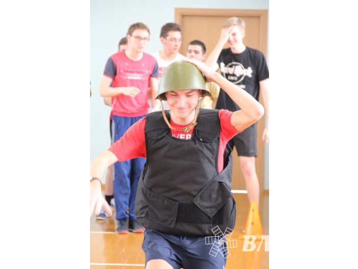 Конкурс «А ну-ка, парни!» прошёл в великолукской гимназии (фото)