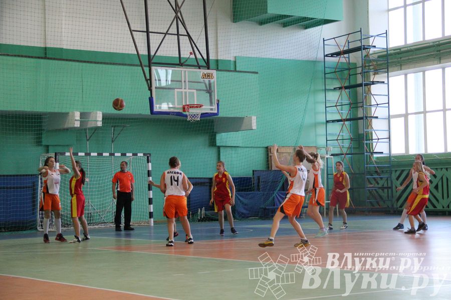 Кубок г. Великие Луки 2014 по баскетболу (фото)
