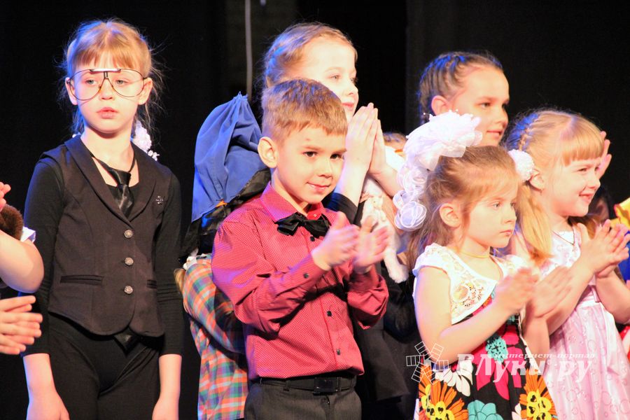 В ГДК им. Ленина состоялся концерт самых юных артистов (ФОТО)