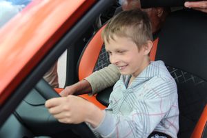 Презентация новой модели LADA Vesta Cross состоялась в Великих Луках (ФОТО)