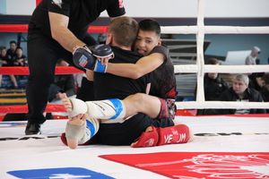 Открытый кубок по смешанному боевому единоборству ММА прошел в Великих Луках (ФОТО)