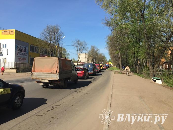 ДТП на проспекте Гагарина — пробка (ФОТО)