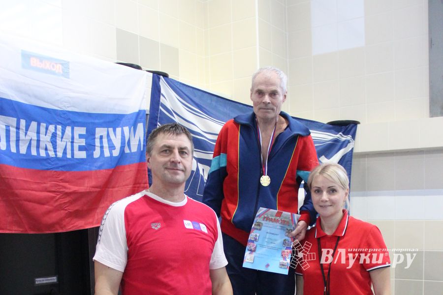 В Великих Луках прошло Первенство города по плаванию (ФОТО)