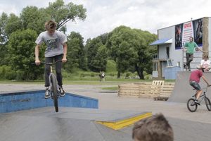 Сегодня Великие Луки отмечают День молодежи и Всероссийский олимпийский день (ФОТО)