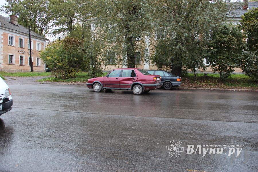 ДТП возле автовокзала: КАМАЗ и «Фольксваген Джетта» (фото)