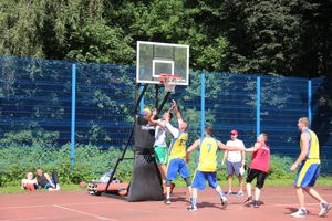 Спортивними мероприятиями отметили День физкультурника в Великих Луках (ФОТО)