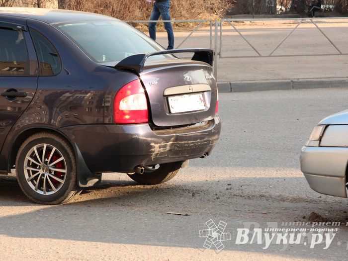 ДТП на пр. Гагарина: столкнулись три автомобиля (фото) 