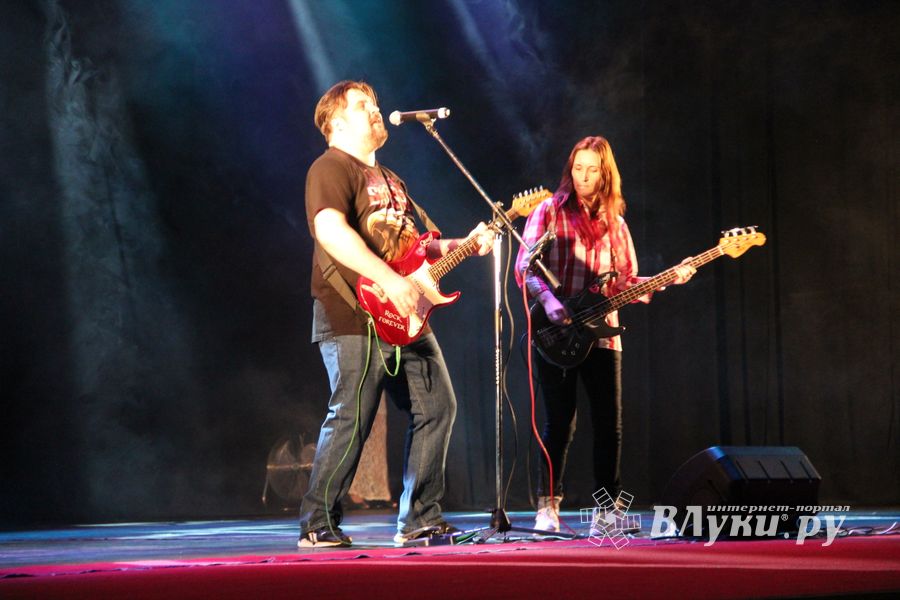 В Великих Луках состоялся финальный концерт медиа проекта «Новые Голоса на Новом Радио» (ФОТО)