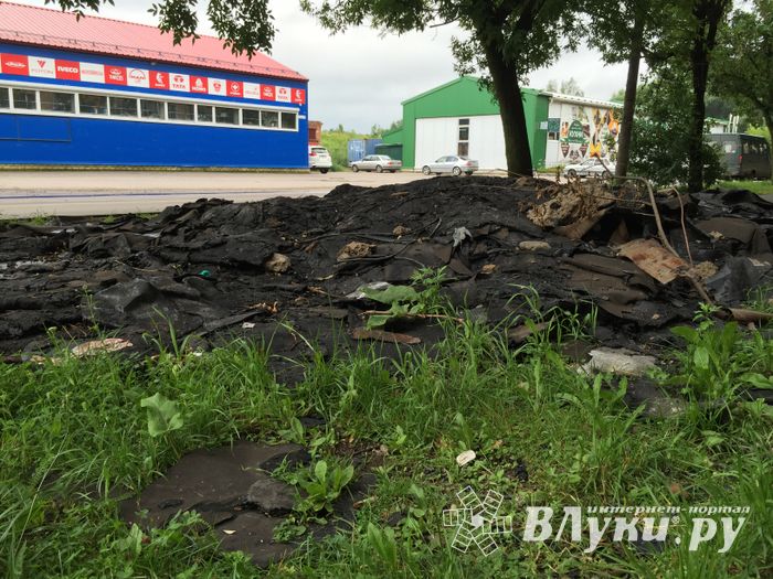 Строительный мусор: не пройдет ни друг, ни враг (ФОТО)