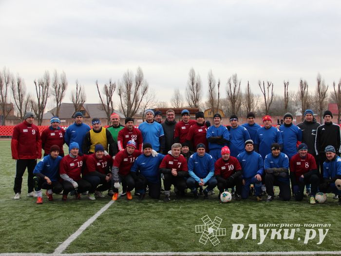 Боевая ничья в памятном футбольном матче (ФОТО)